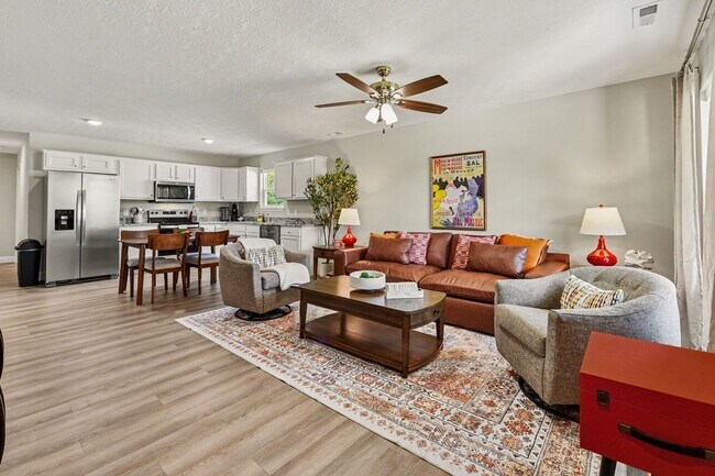 Photo - 157 Southwind Blvd