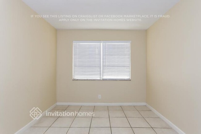 Photo - 520 NW 43rd Ave