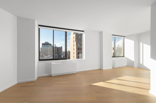 Photo - One Union Square South