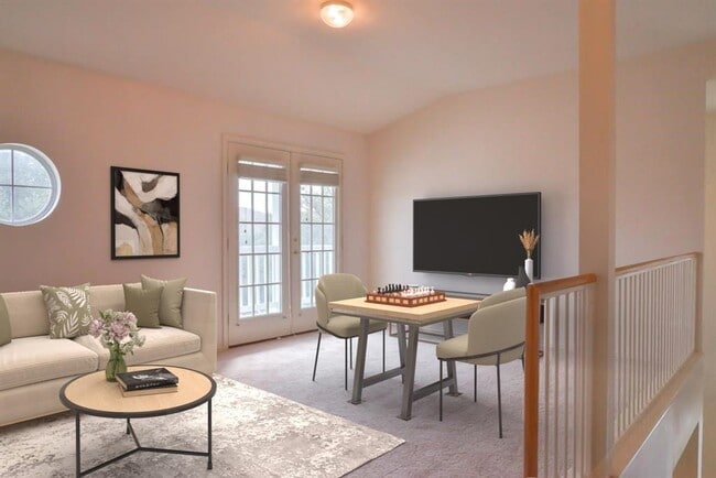 Photo - 520 Fort Thomas Pl