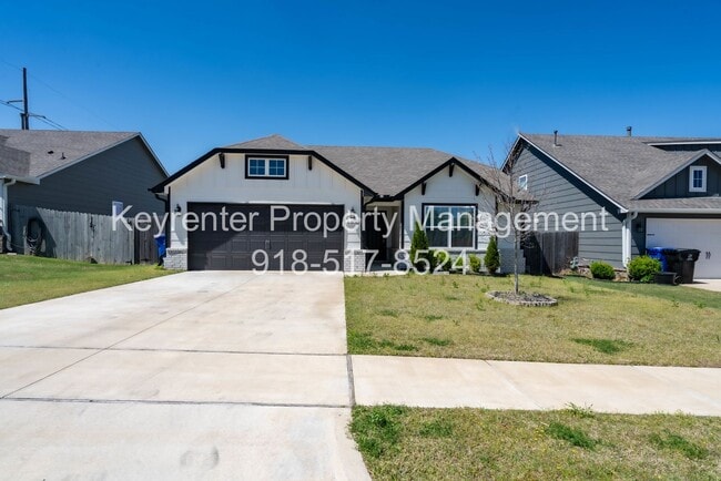 Photo - 3 Bed | 2 Bath in Broken Arrow!
