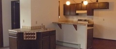 Photo - 830 Oriole Way