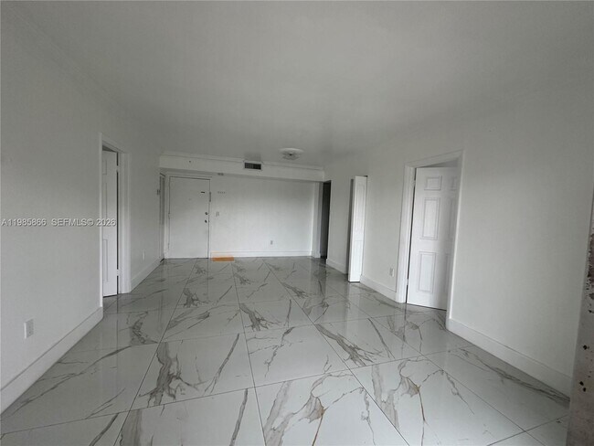 Photo - 4713 NW 7th St Unidad 406-1