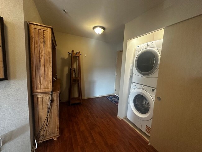 Photo - 2818 Grand Ave