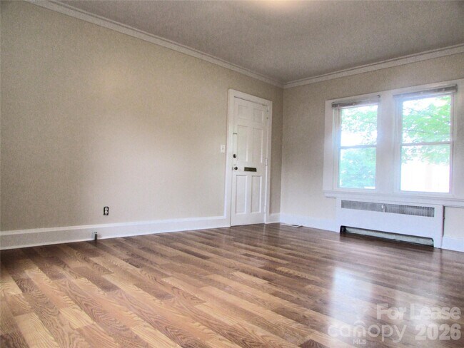 Photo - 216 Harrill St Unidad B