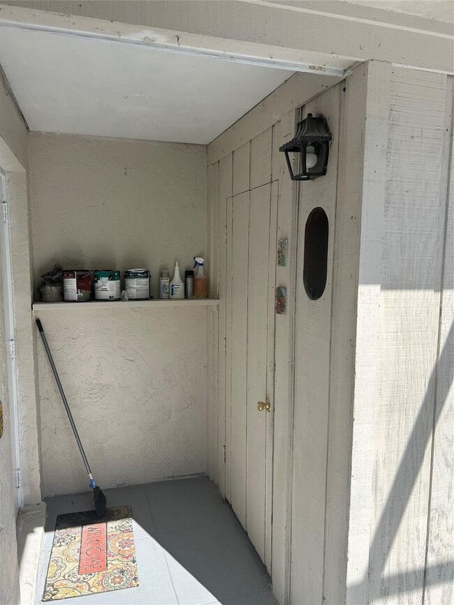 Photo - 4622 Holly Lake Dr