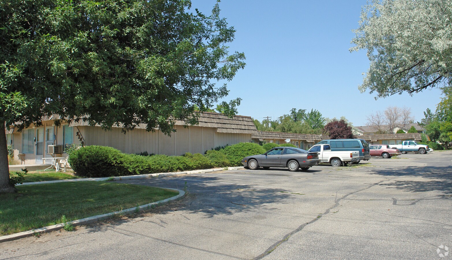 Photo - 5140 W Kootenai St Apartments