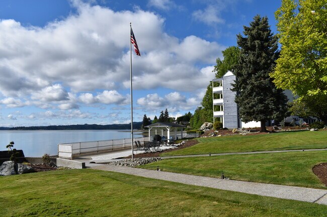 Silverdale Shores