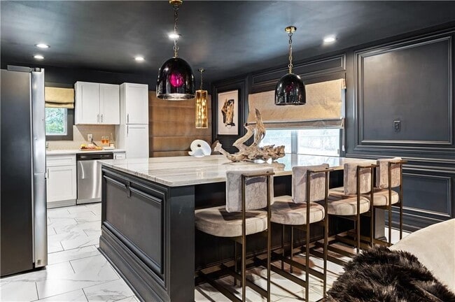 Photo - 1388 Willow Trail SW