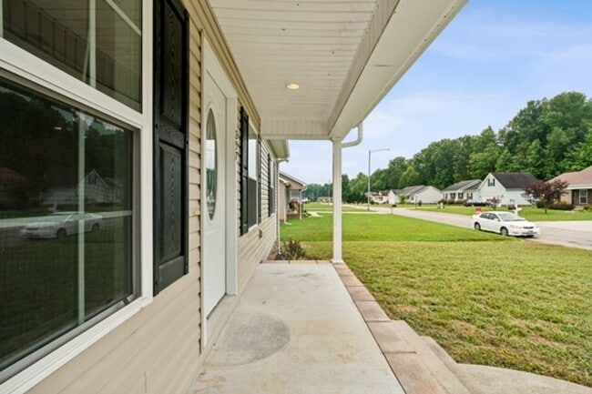 Photo - COMING SOON.....Adorable 3 Bedroom Home in Tullahoma!