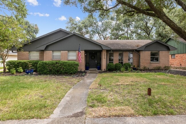 Photo - 5539 Rutherglenn Dr