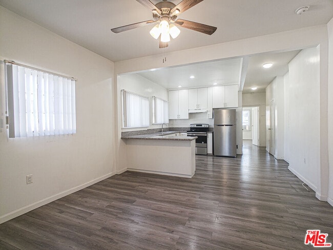 Photo - 336 S Wilton Pl Unidad 336 1/2