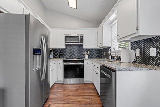 Photo - 13 Huntcliff Dr Unidad ID1234829P