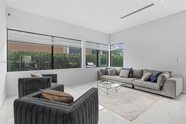 Photo - 17900 SW 149th Ave