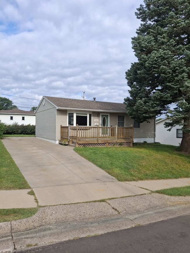 Building Photo - 2293 Trygg Dr Rental