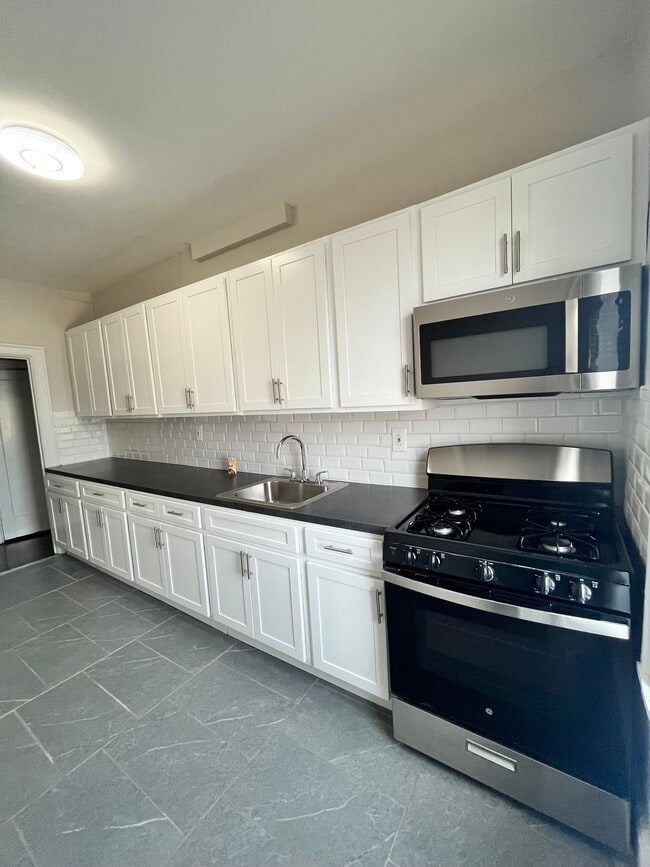 164 Sterling Ave 35
