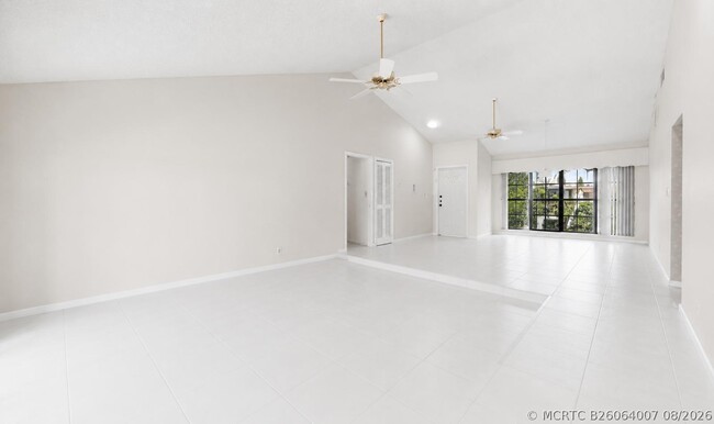 Photo - 5055 NW 89th Way