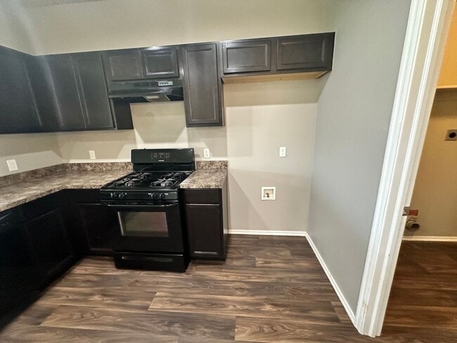 Photo - 3 bed 2 bath in Mustang- Move in Special!