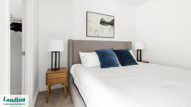 Photo - 12312 Mayfield Rd Unidad 304