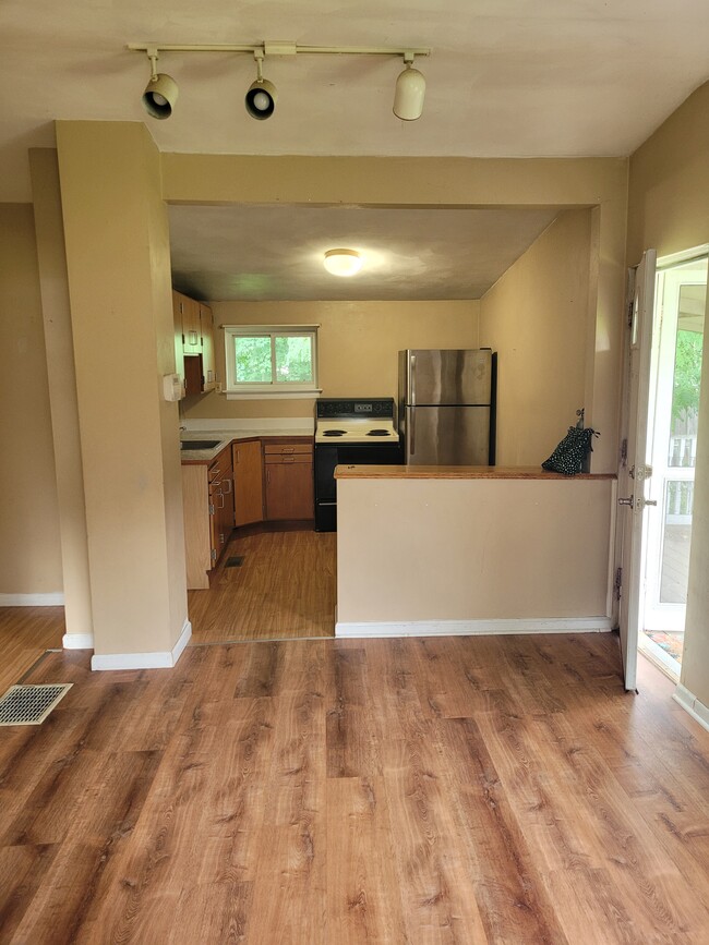 Photo - 903 Glendale Dr