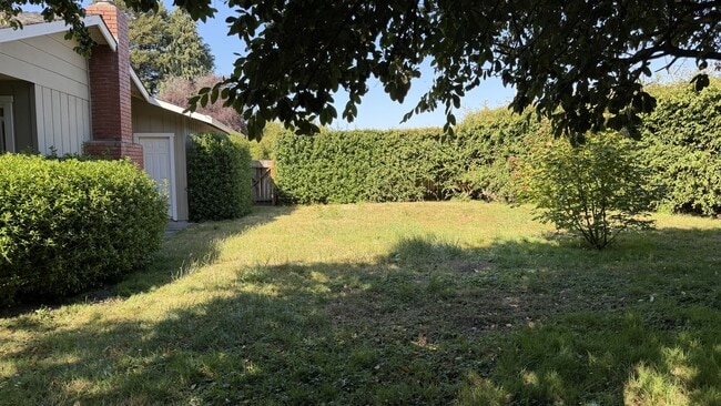 Photo - 1701 Antoine Ave