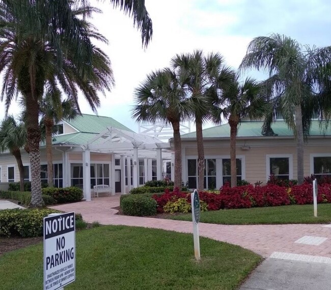 Photo - 4802 51st St W Unit Palms of Cortez  1903