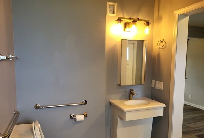 Photo - W158N9026 Charles Dr