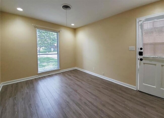 Photo - 6805 Deborah Dr