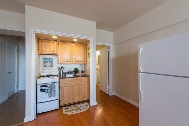 Photo - Sarbin Towers