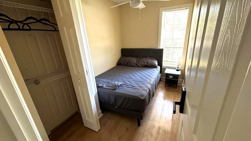 Photo - 1104 E Genesee St