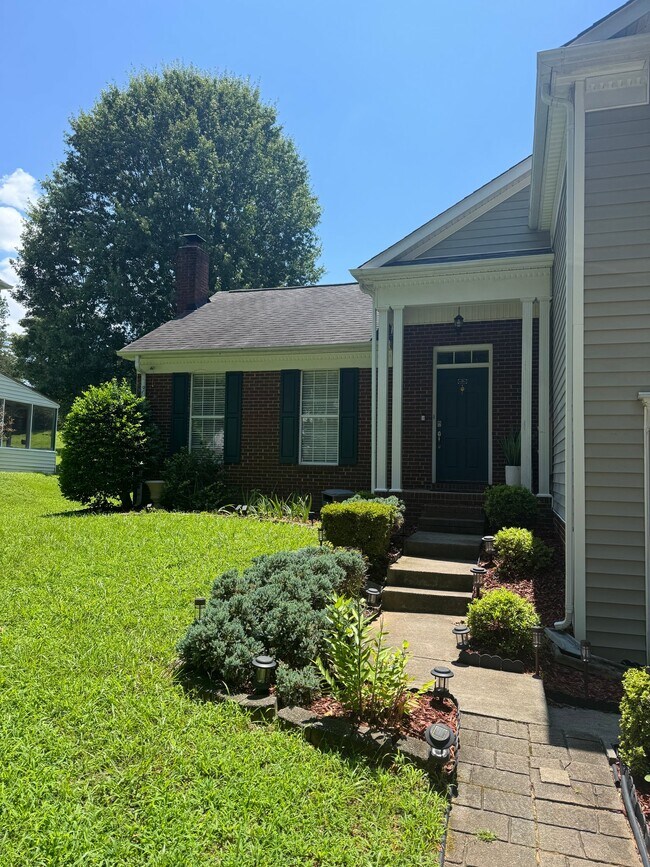 Photo - 13715 Kensal Green Dr