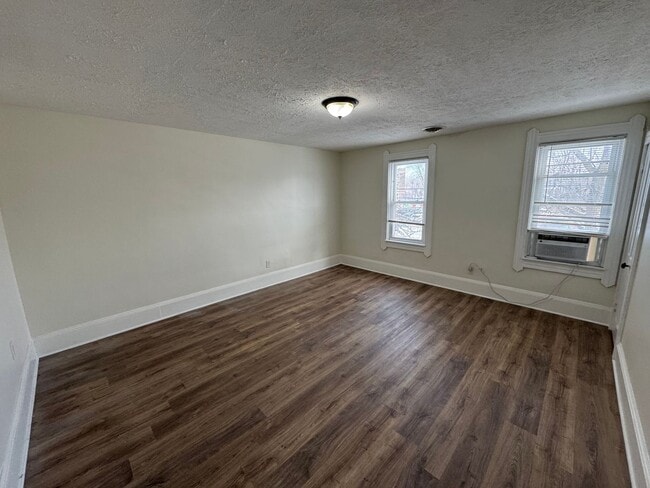 Photo - 2476 W 10th St Unit Upper