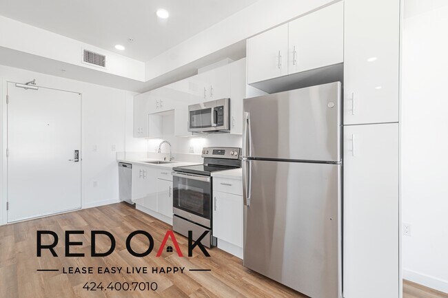 Photo - 1860 N Western Ave Unit 221