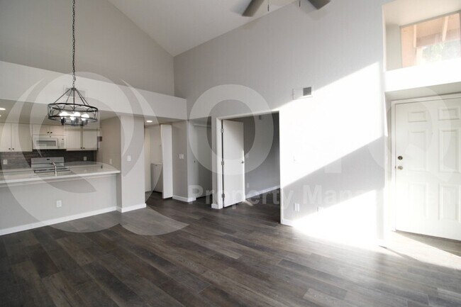 Photo - 2019 W Lemon Tree Pl Unit 1142