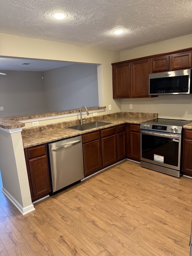 Photo - 2028 Shaylin Loop