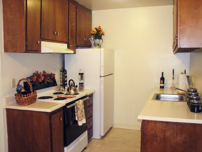 Photo - Summerwood Apartments