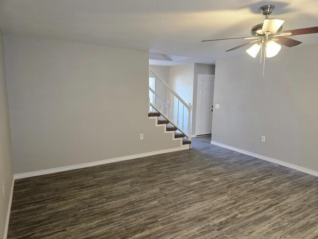 Photo - 8123 Comanche Pass