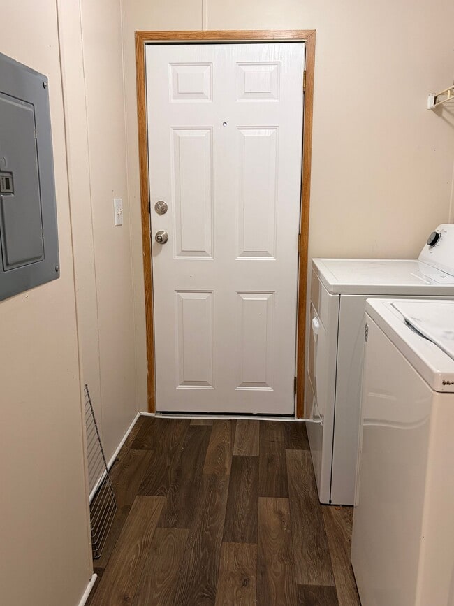 Photo - 261 Hunters Rill