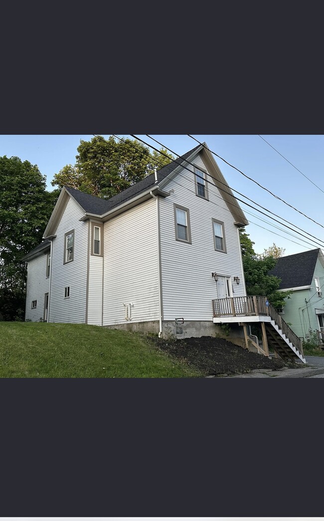 24 Merrimac St