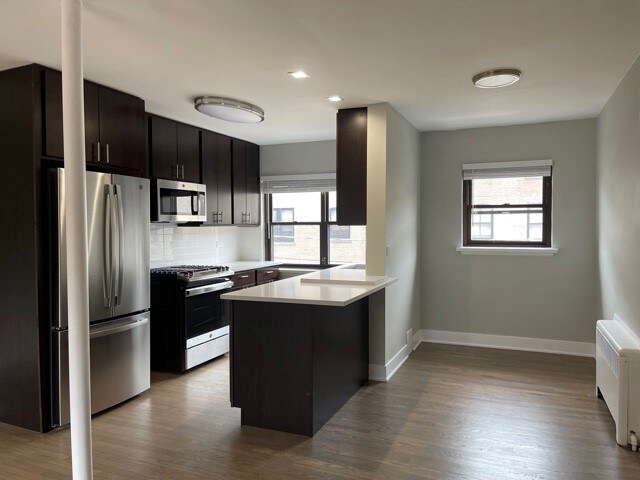 605 Sheridan Square Unit I3