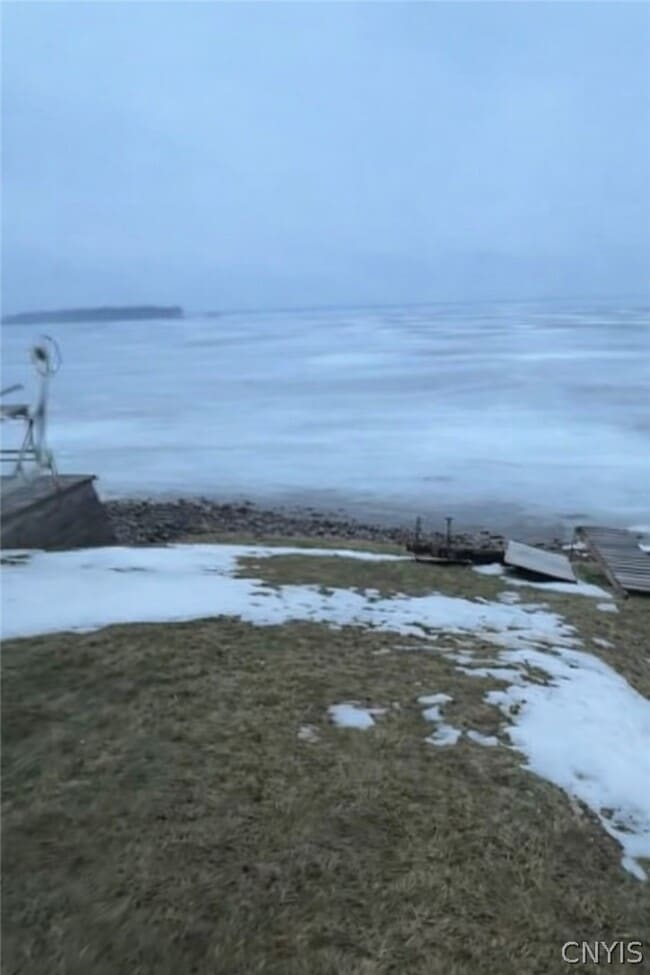 Photo - 6996 Lakeshore Rd