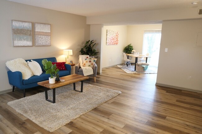 Bella Vista Townhomes