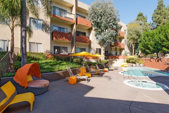 Photo - Glenoaks Gardens