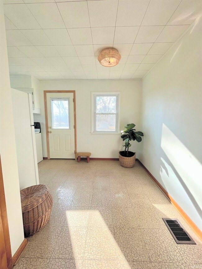 Photo - 201 W Church Ln
