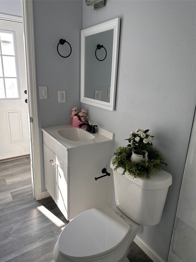 Photo - 3306 E County Rd 172 Unit S