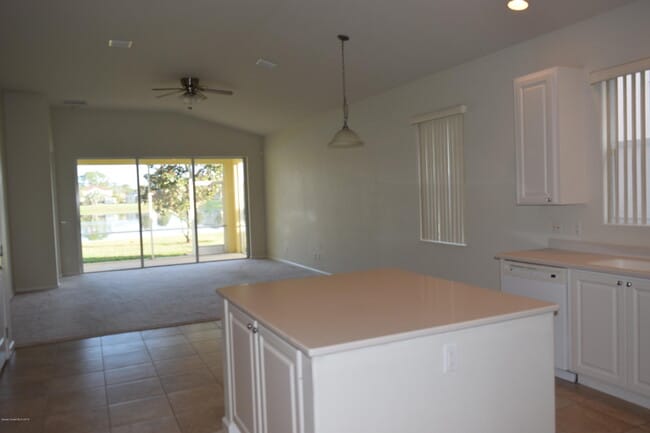 Photo - 1783 Dittmer Cir SE