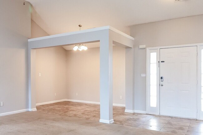 Photo - 4935 River Overlook Way