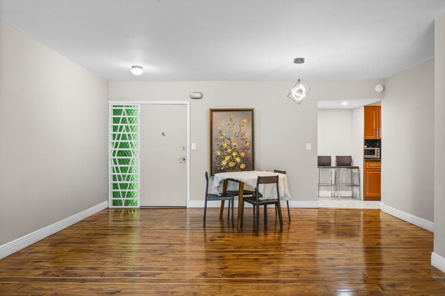 Photo - 1690 NE 191st St Unidad 302