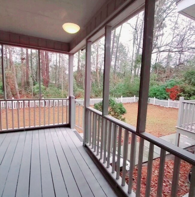 Photo - 131 University Dr Unit A