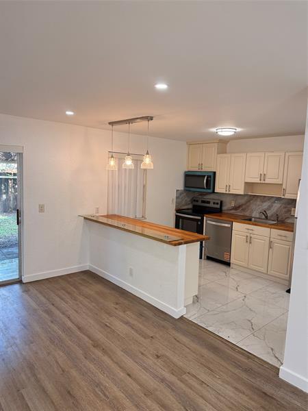 Photo - 3000 NW 69th Ct